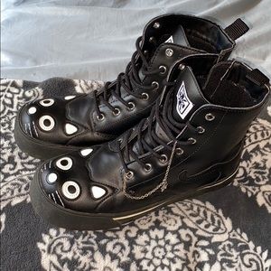 Black Kitty Sneaker Boots T.U.K.